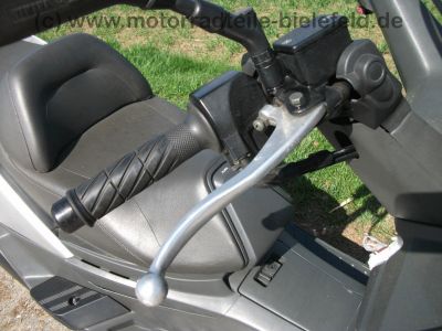 Yamaha_YP_250_Majesty_4UC_silber_Motorschaden_-_wie_MBK_SKYLINDER_X-MAX_XMAX_X_Max_XQ_YP_125_250_Maxster_Thunder_83.jpg