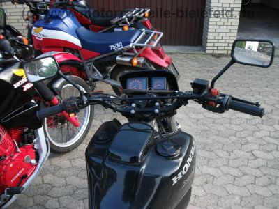 Honda_XLV_750_R_RD01_-_5x_Kardan_Enduro_HRC_blau_rot_schwarz_22.jpg