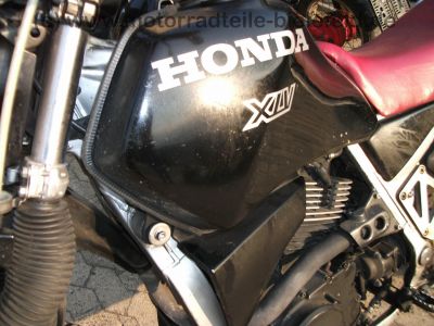 Honda_XLV_750_R_RD01_-_5x_Kardan_Enduro_HRC_blau_rot_schwarz_36.jpg