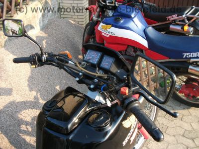 Honda_XLV_750_R_RD01_-_5x_Kardan_Enduro_HRC_blau_rot_schwarz_63.jpg