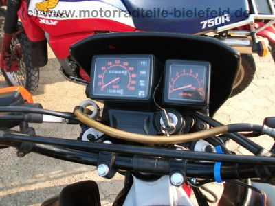 Honda_XLV_750_R_RD01_-_5x_Kardan_Enduro_HRC_blau_rot_schwarz_66.jpg