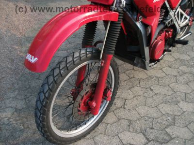 Honda_XLV_750_R_RD01_-_5x_Kardan_Enduro_HRC_blau_rot_schwarz_95.jpg