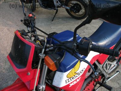 Honda_XLV_750_R_RD01_-_5x_Kardan_Enduro_HRC_blau_rot_schwarz_97.jpg