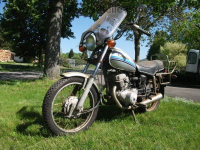 Honda_CM_200_T_Twin_MC01_Chopper_Scheibe_Gepaecktraeger_-_wie_CM_CB_125_185_200_250_T_C__3.jpg