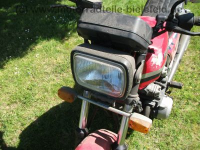 Kawasaki_GPZ_550_UT_rot_ZX_550_A_-_wie_GPZ_Z_KZ_LTD_ZX_400_500_750_UT_A_E_H_8.jpg