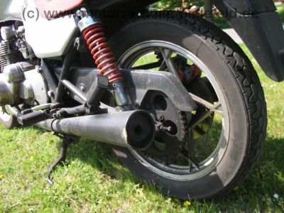 Suzuki_GS_550_M_KATANA_silber-rot_Sturz_-_wie_GS_500_550_750_D_E_L__9.jpg