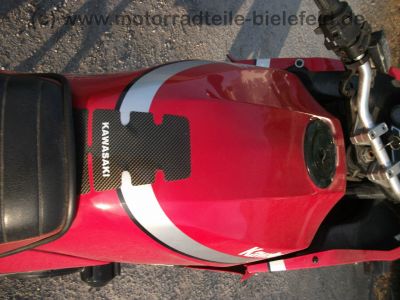 Kawasaki_GPZ_900_750_R_ZX_900_750_A_MRA_Scheibe_ABM_Superbike_Lenker_Koffer_Giuliari_Sitzbank_37.jpg