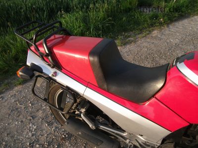 Kawasaki_GPZ_900_750_R_ZX_900_750_A_MRA_Scheibe_ABM_Superbike_Lenker_Koffer_Giuliari_Sitzbank_75.jpg