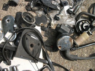 Kawasaki_VN-15_VN_1500_Drifter_Classic_Vulcan_Teile_Kurbelwelle_crank_crankshaft_CDI_Gabel_fork_etc__163.jpg