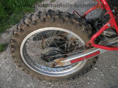 Yamaha_XT_350_55V_-_wie_TT_XT_250_350_500_550_600_3YT_2KF_43F_16.jpg