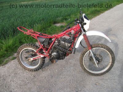 Yamaha_XT_350_55V_-_wie_TT_XT_250_350_500_550_600_3YT_2KF_43F_5.jpg