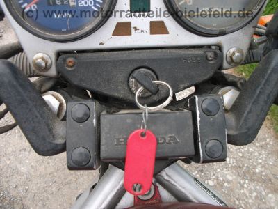 Honda_CB_450_S_PC17_rot-metallic_-_wie_CB_CM_CMX_400_450_T_N_C_PC14_38.jpg