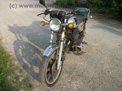 Yamaha_XS_750_1T5_Koffertraeger_SCHUH_MOTAD_Auspuff_3in1KONI_-_wie_GX_XS_650_850_1100_SE_D_E_SP_F_SF_105.jpg