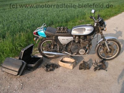 Yamaha_XS_750_1T5_Koffertraeger_SCHUH_MOTAD_Auspuff_3in1KONI_-_wie_GX_XS_650_850_1100_SE_D_E_SP_F_SF_5.jpg