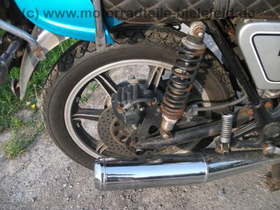 Yamaha_XS_750_1T5_Koffertraeger_SCHUH_MOTAD_Auspuff_3in1KONI_-_wie_GX_XS_650_850_1100_SE_D_E_SP_F_SF_60.jpg