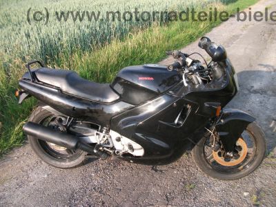 Honda_CBR_600_F_PC19_ABM_Superbike_Lenker_Umbau_mit_Gabelbruecke_Stahlflex_Sportheck_-_wie_PC23_56.jpg