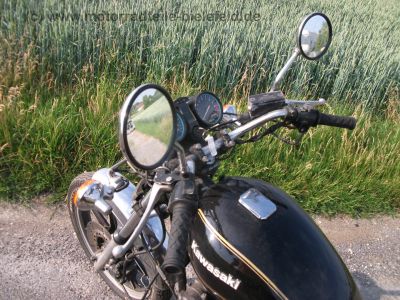 Kawasaki_KZ_550_C_Z_550_LTD_Chopper_1a_original_-_wie_KZ_Z_GPZ_LTD_400_440_750_A_B_C_D_H_UT_LTD_14.jpg