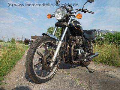 Kawasaki_KZ_550_C_Z_550_LTD_Chopper_1a_original_-_wie_KZ_Z_GPZ_LTD_400_440_750_A_B_C_D_H_UT_LTD_3.jpg
