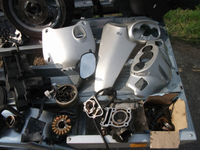 MBK_Thunder_XQ_125_Teile_-_wie_Yamaha_XQ_125_150_Maxster_8.jpg