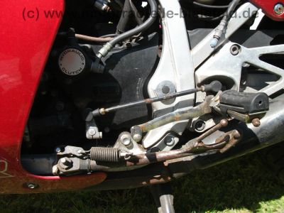 Honda_VF_1000_F2_Bol_dOr_SC15_rot-silber_V4_wie_VF_400_500_700_750_1100_F_F2_C_S_R_SC16_58.jpg