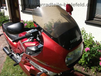 Honda_VF_1000_F2_Bol_dOr_SC15_rot-silber_V4_wie_VF_400_500_700_750_1100_F_F2_C_S_R_SC16_90.jpg