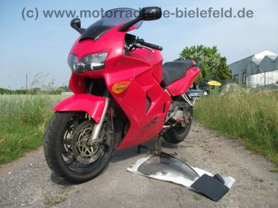 Honda_VFR_800_FI_RC46_2__Hd__Einarmschwinge_-_wie_VFR_750_F_RC24_RC36_VTR_1000_F_Firestorm_CBR_900_RR_Fireblade_2.jpg