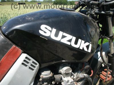 Suzuki_GS_550_M_Katana_schwarz-silber_MAGURA_M-Lenker_-_wie_GS_500_650_750_D_E_G_72.jpg