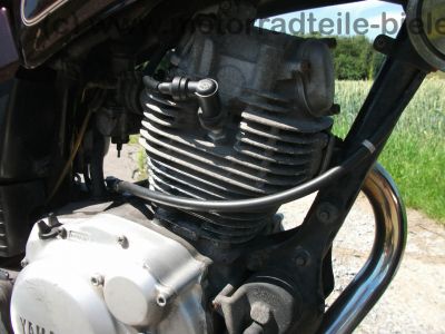 Yamaha_SR_125_SE_10F_weinrot_Gepaecktraeger_Topcase_2__Motor_-_wie_SR_XT_125_250_70.jpg