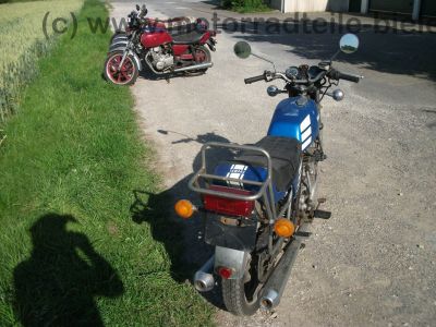 Yamaha_XS_360_blau_1U4_Twin_Gepaecktraeger_-_wie_XS_250_1U5_400_SE_2A2_4G5_56.jpg