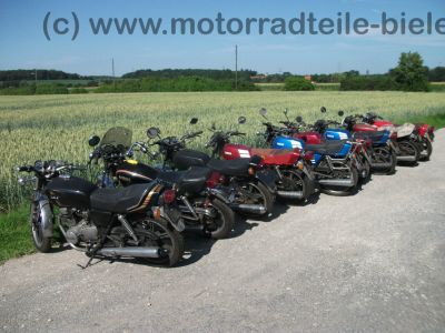 Yamaha_XS_360_lila-rot_1U4_Twin_-_wie_XS_250_1U5_400_SE_2A2_4G5_4.jpg