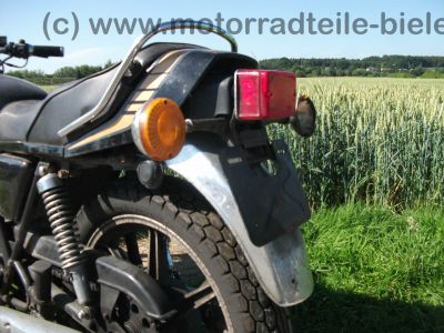 Yamaha_XS_400_3N7_schwarz-gold_-_wie_2A2_XS_250_1U5_XS_360_1U4_16.jpg