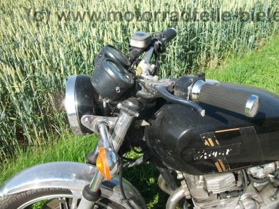 Yamaha_XS_400_3N7_schwarz-gold_-_wie_2A2_XS_250_1U5_XS_360_1U4_23.jpg