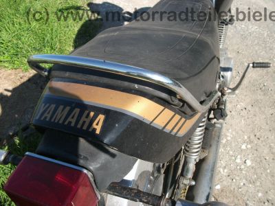 Yamaha_XS_400_3N7_schwarz-gold_-_wie_2A2_XS_250_1U5_XS_360_1U4_72.jpg