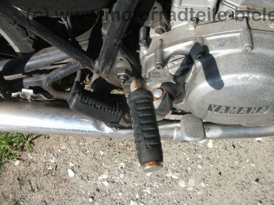 Yamaha_XS_400_3N7_schwarz-gold_-_wie_2A2_XS_250_1U5_XS_360_1U4_82.jpg
