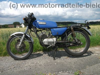 Yamaha_RS_100_DX_blau_1Y8_-_wie_RS_RT_RXS_RX_RD_DT_TY_YZ_80_100_115_125_1_.jpg