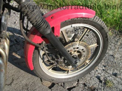 Kawasaki_Z_550_GT_Kardan_Koffer_Gepaecktraeger_Koffertraeger_-_wie_GPZ_Z_KZ_305_400_500_550_750_GT_E_UT_LTD_55_.jpg