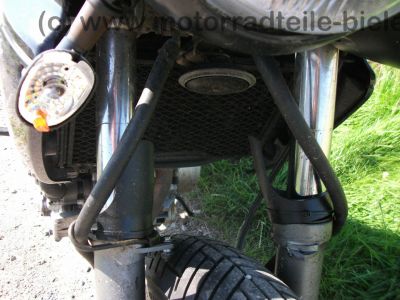 Yamaha_TDM_850_3VD_blau_Crash_original_Koffersystem_Koffer_Koffertraeger_Gepaecktraeger_Hepco_und_Becker_Hecktraeger_118.jpg