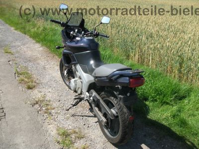 Yamaha_TDM_850_3VD_blau_Crash_original_Koffersystem_Koffer_Koffertraeger_Gepaecktraeger_Hepco_und_Becker_Hecktraeger_39.jpg