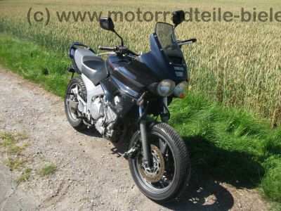 Yamaha_TDM_850_3VD_blau_Crash_original_Koffersystem_Koffer_Koffertraeger_Gepaecktraeger_Hepco_und_Becker_Hecktraeger_83.jpg