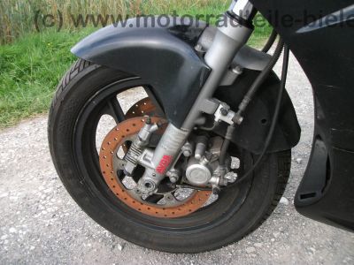 Kawasaki_GPZ_600_R_schwarz_ZX_600_A_Stahlflex_ABM_-_wie_GPZ_GPX_ZX_600_750_900_A_B_C_D_R_20.jpg