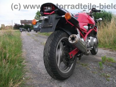 Suzuki_GSF_400_BANDIT_GK75B_rot_25kW_-_wie_GSF_GSX_600_750_F__83.jpg