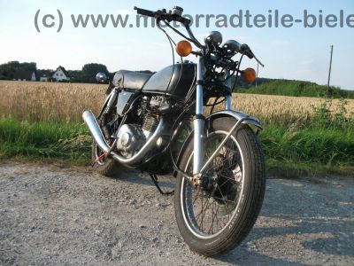 Honda_CB_250_G_schwarz-rot_wie_CB_CJ_250_350_360_G_K_T_51.jpg