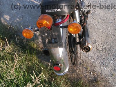 Honda_CB_250_G_schwarz-rot_wie_CB_CJ_250_350_360_G_K_T_65.jpg