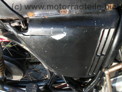 Honda_CB_250_G_schwarz-rot_wie_CB_CJ_250_350_360_G_K_T_74.jpg