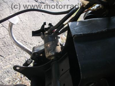 Honda_CB_400_N_schwarz_Crash_teilzerlegt_-_wie_CB_CM_250_400_450_T_N_103.jpg