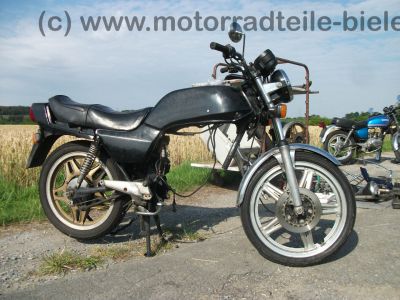 Honda_CB_400_N_schwarz_Crash_teilzerlegt_-_wie_CB_CM_250_400_450_T_N_83.jpg