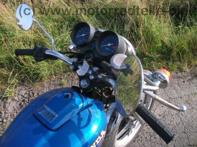 Honda_CB_400_T_blau_orig__Auspuff_HM_413_414_Gepaecktraeger_-_wie_CB_CM_250_400_450_T_N_108.jpg