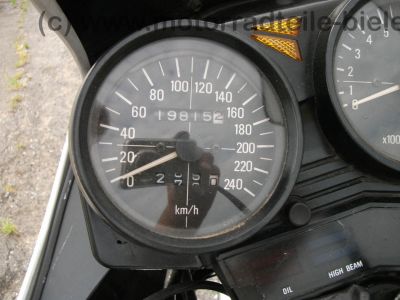 Yamaha_XJ_900_weiss-silber_58L_1__Hd__KONI_Spiegler_Stahlflex_wie_XJ_650_750_F_N_31A_4BB_3NG_2HL_4K0_41Y_11M_40.jpg