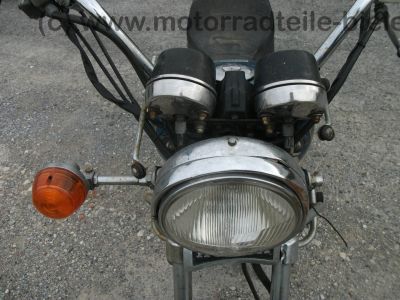 Honda_CM_400_T_blau_CRASH_SCHUH_Gepaecktraeger_Koffersystem_-_wie_CB_CM_125_200_250_400_C_T_Twin_NC01_MC01_MC06_Chopper_Custom_18.jpg