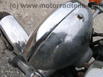 Honda_CM_400_T_blau_CRASH_SCHUH_Gepaecktraeger_Koffersystem_-_wie_CB_CM_125_200_250_400_C_T_Twin_NC01_MC01_MC06_Chopper_Custom_29.jpg